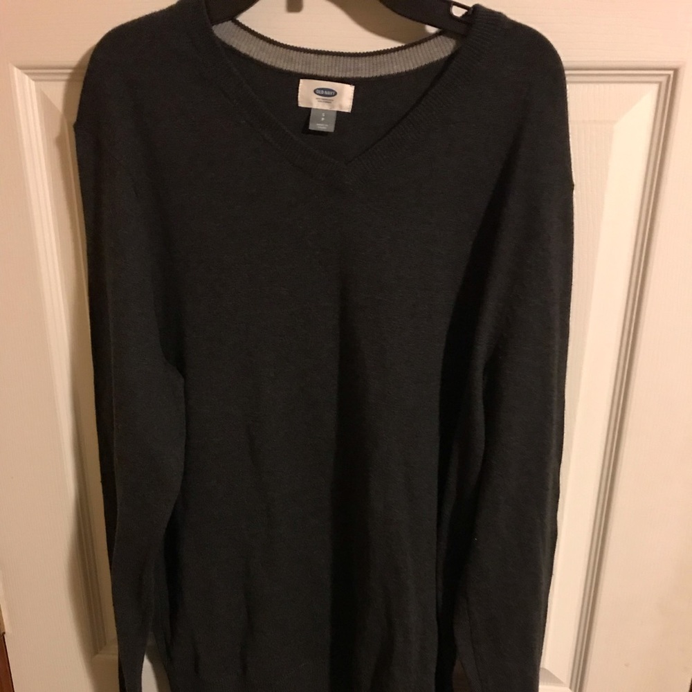 NWOT old navy v neck sweater size small